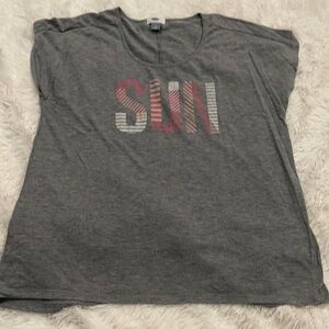 6/$20 Cute Old Navy top L